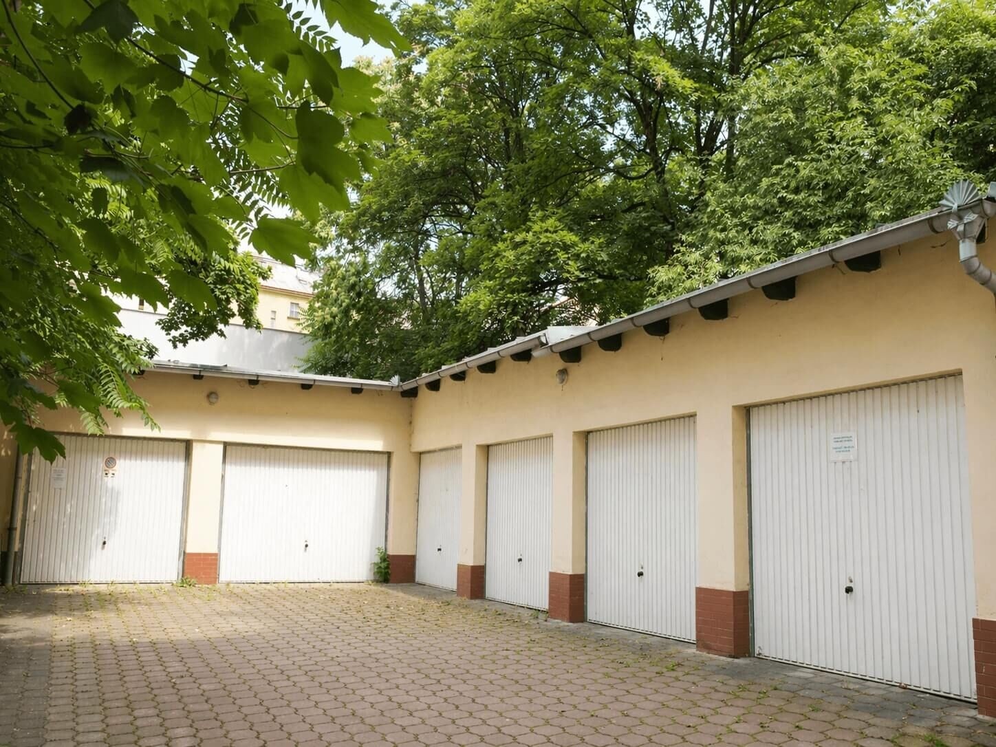 Garáž · 17 m² · Wenzigova, Praha Nové Město - 3