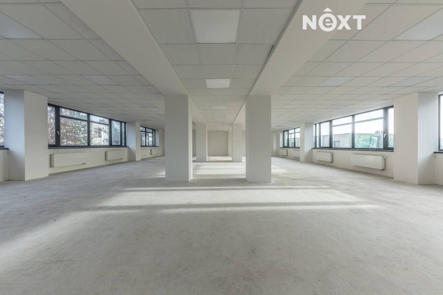 Kanceláře, Průběžná 2397, Praha, 375 m²