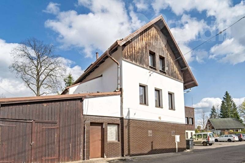 Prodej ubytovací zařízení - Lučany nad Nisou, 968 m²