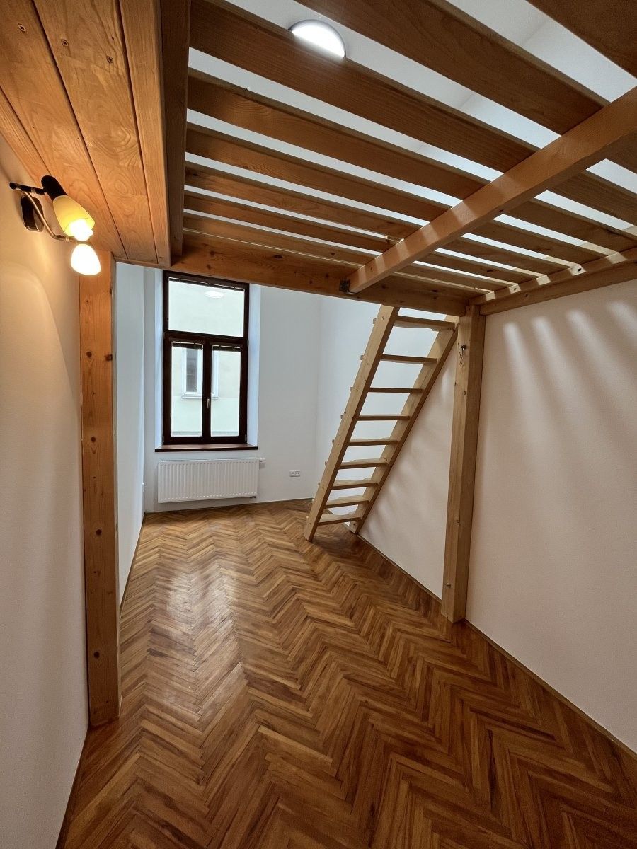 Byt 2+1 · 58 m² · U spořitelny, Prostějov - 3
