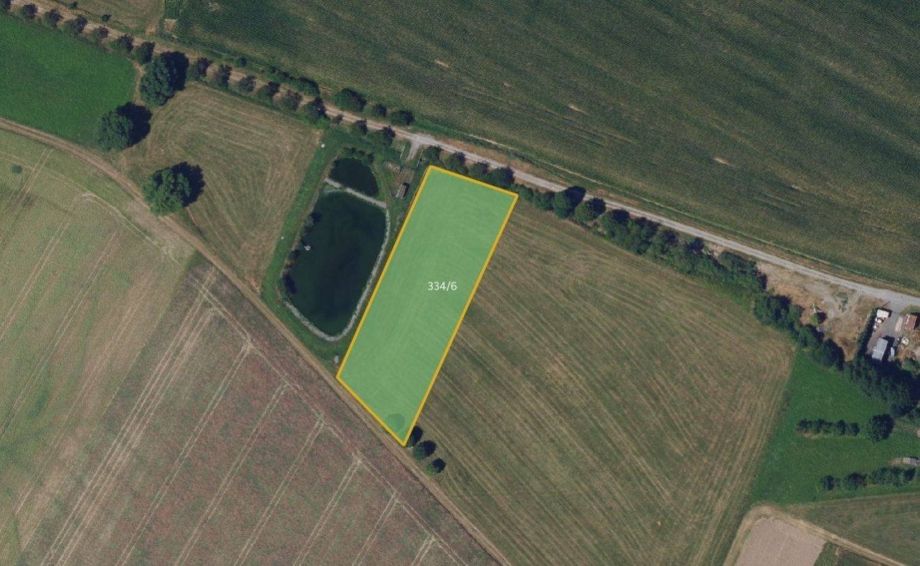 Louka, 3 819 m²