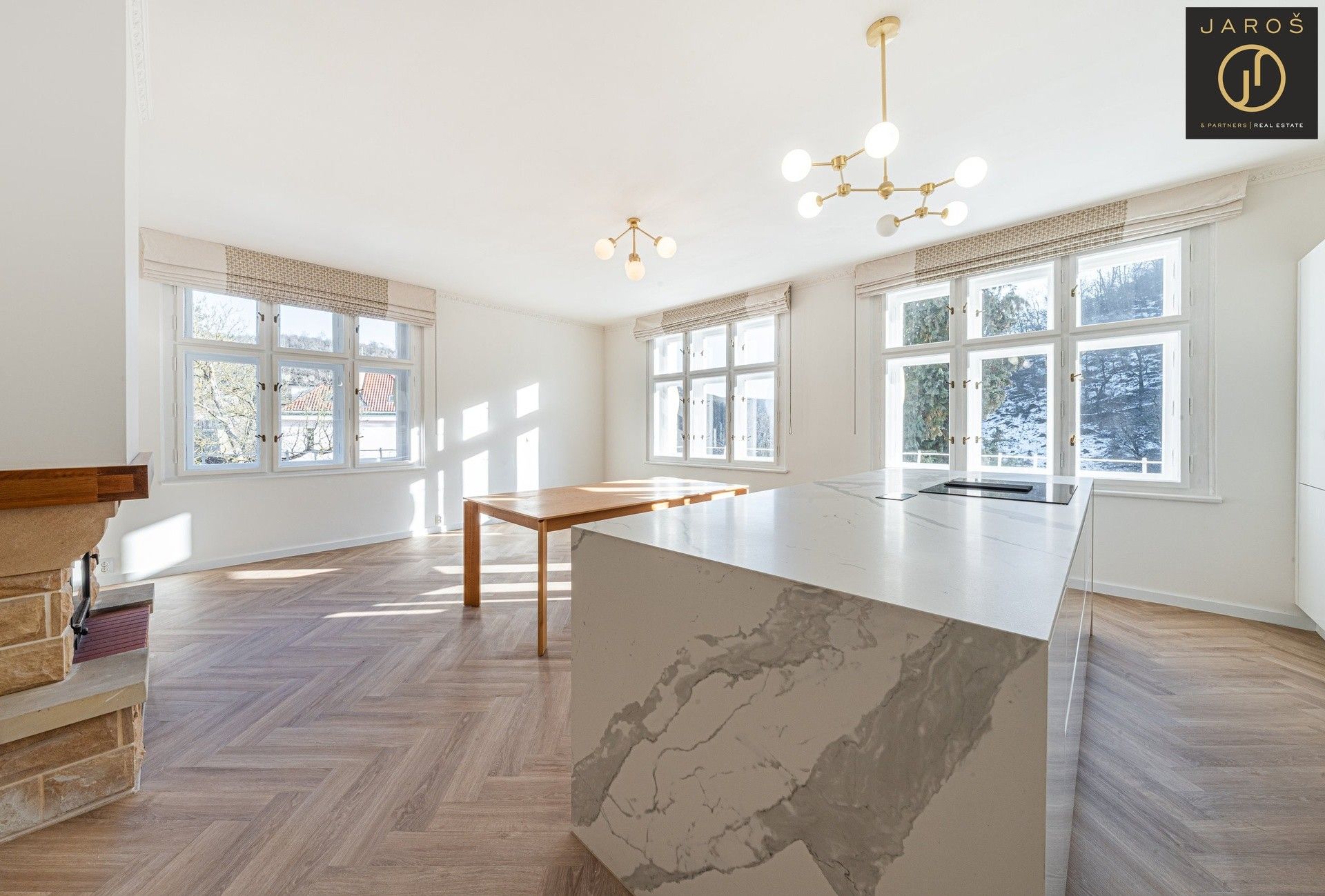 4+kk, V Šáreckém údolí 466, Praha Dejvice, 121 m² - 1