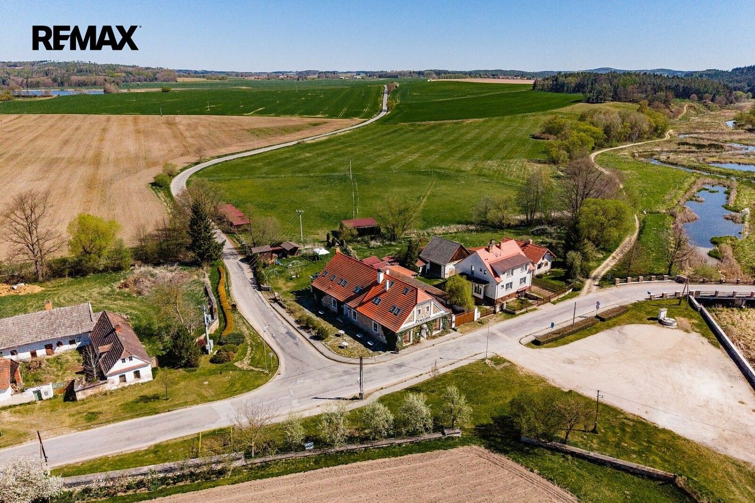 Ubytovací zařízení · 398 m² · Buzice, okres Strakonice - 4