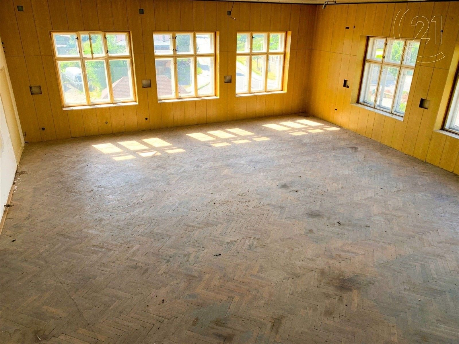 Prodej obchodní prostory - Jenišovice, 150 m²