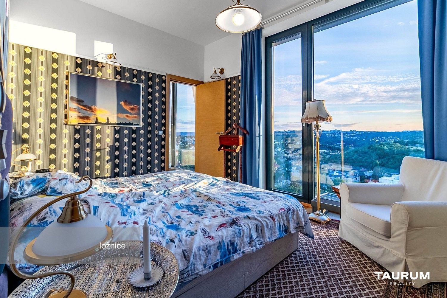 Byt 4+kk · 134 m² · K sídlišti, Praha 4 - Nusle - 3