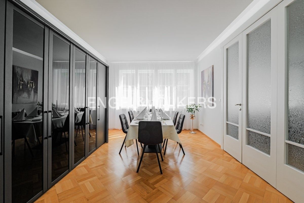 4+1, Střešovická , Praha, 142 m² - 2