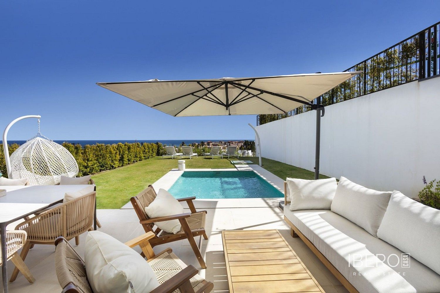 Rodinné domy, Estepona, Španělsko, 194 m² - 1