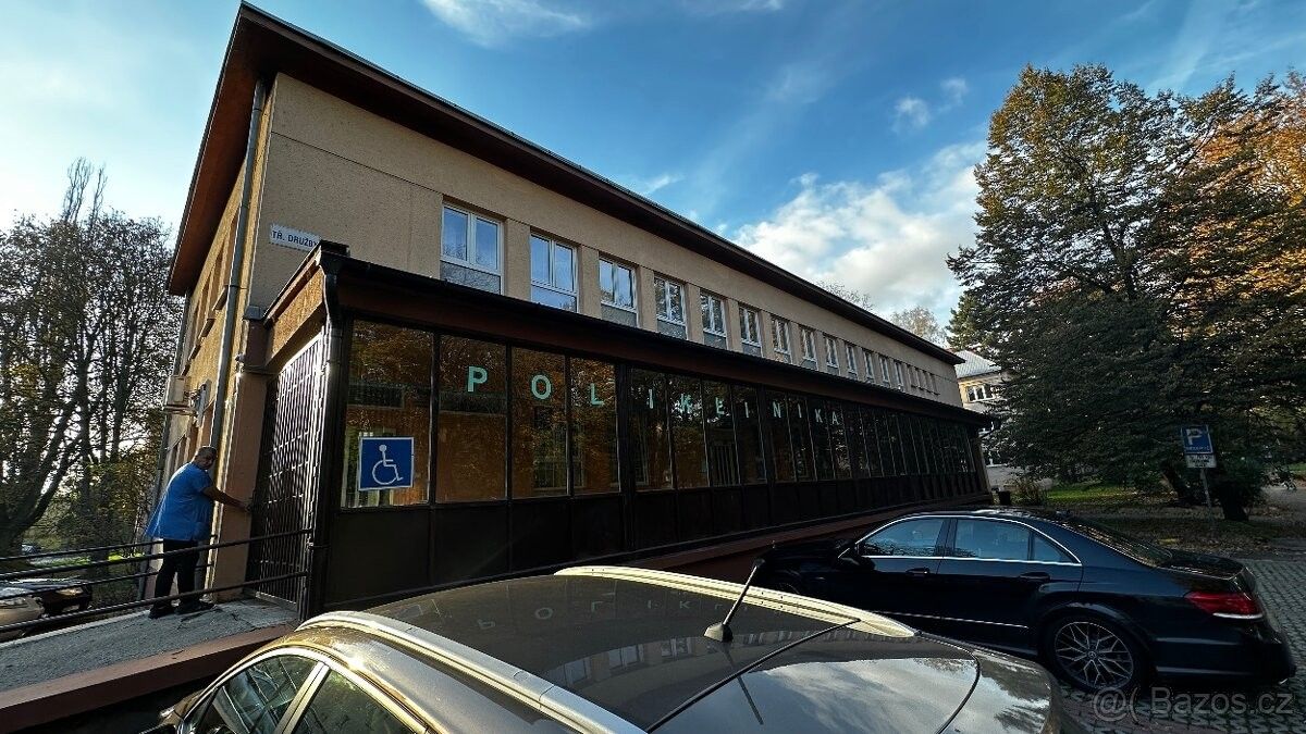 Pronájem kancelář - Karviná, 735 06