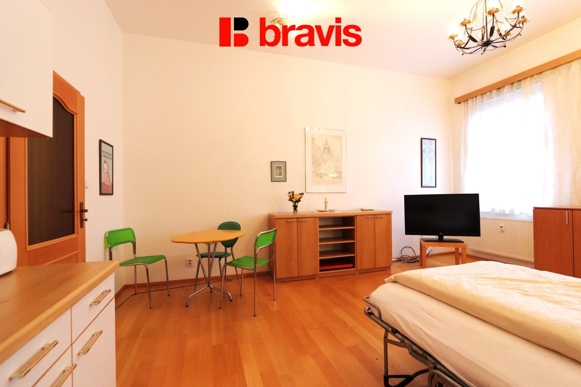 Pronájem byt 1+kk - Grohova, Brno, 37 m²