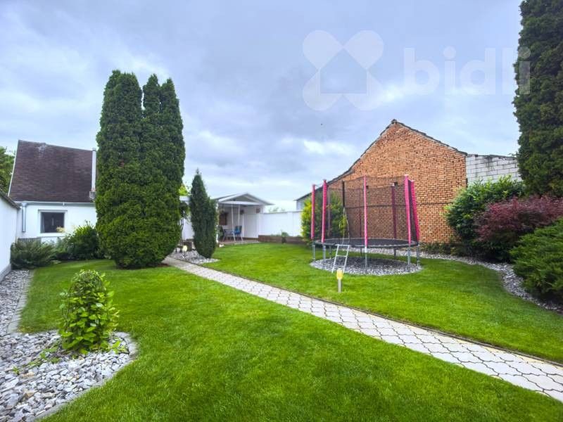 Prodej rodinný dům - Hřbitovní, Velké Bílovice, 260 m²