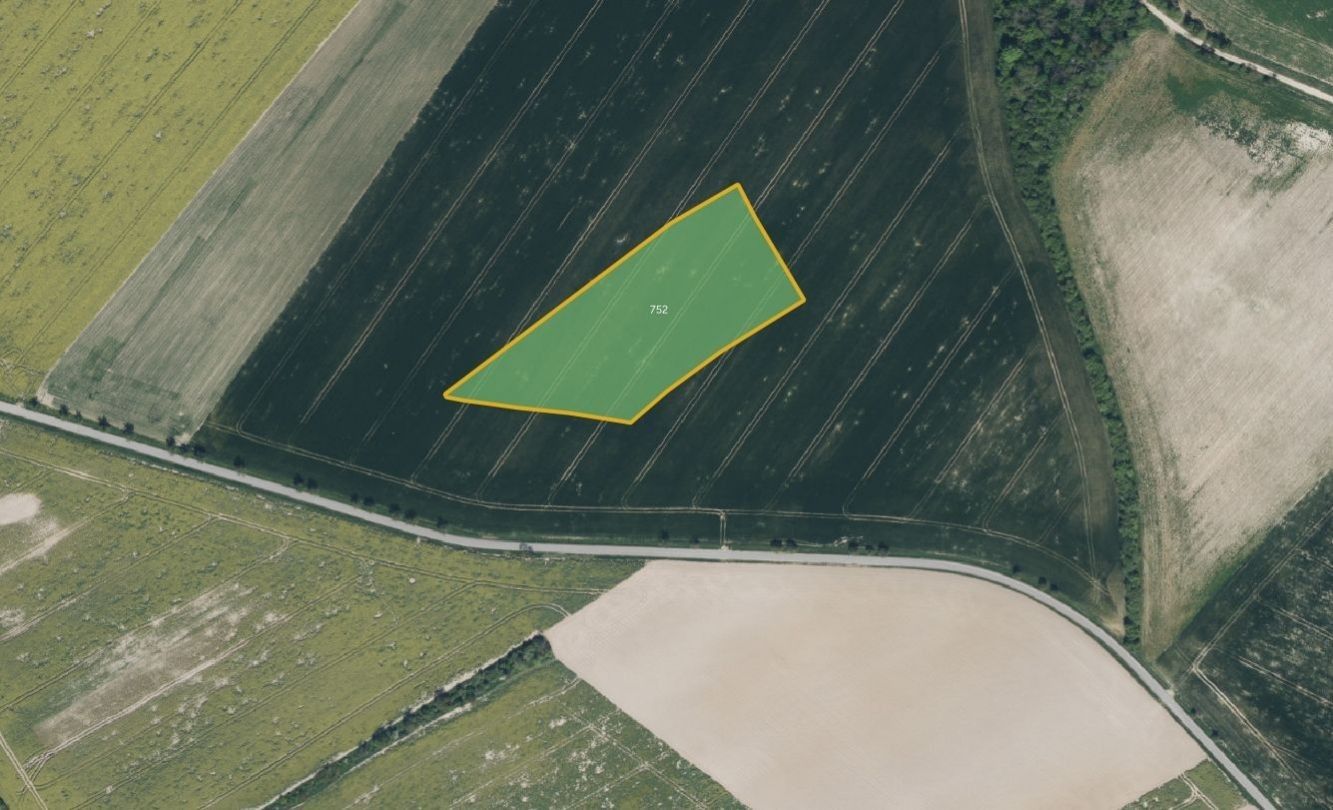 Zemědělský pozemek, 18 850 m²