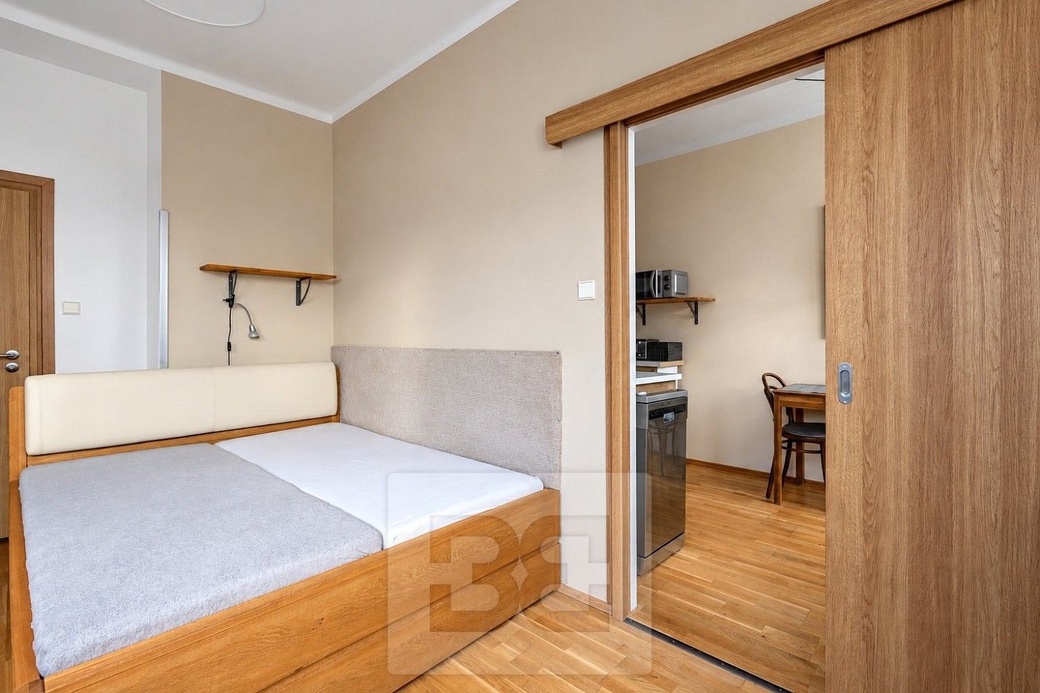 Byt 1+1 · 33 m² · Praha - Břevnov, okres Praha 6, Hlavní město Praha - 3