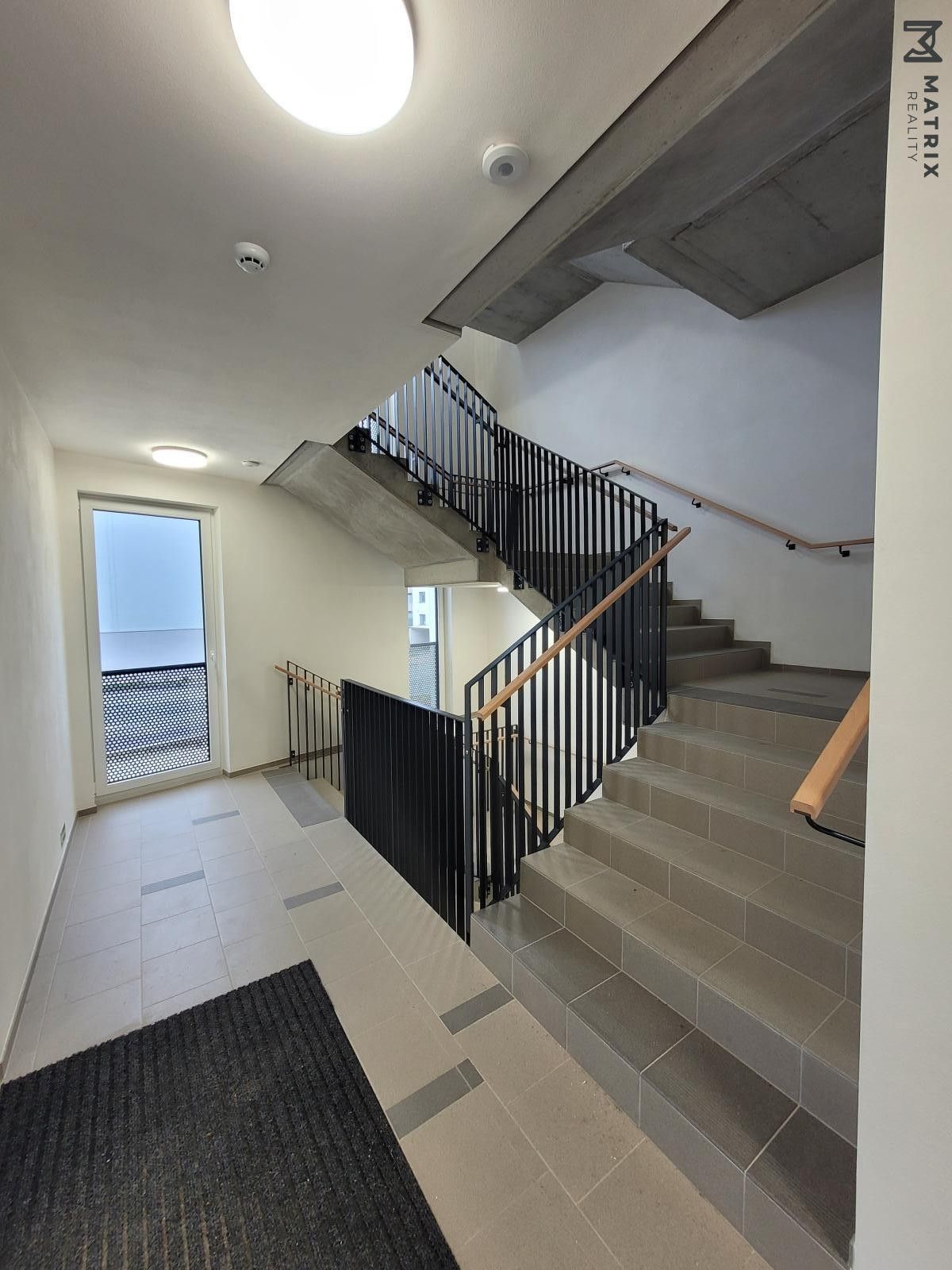 Pronájem byt 1+kk - Pardubice IV, Pardubice, 32 m²