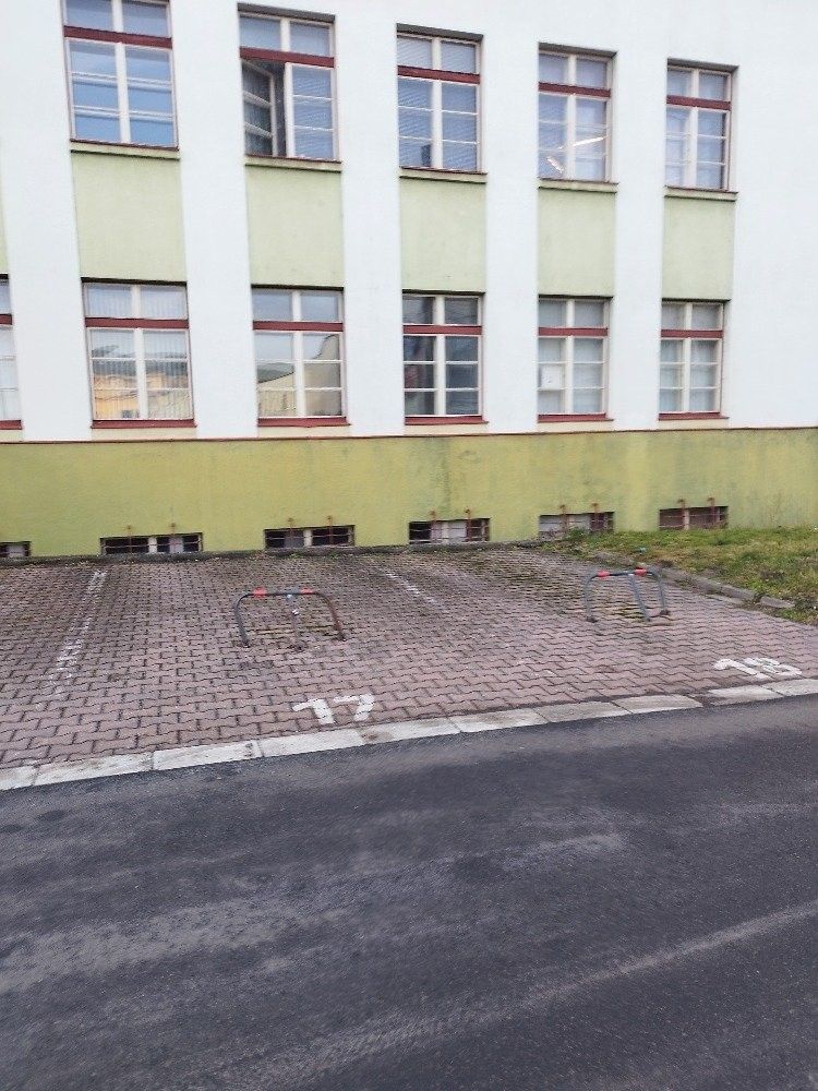 Pronájem komerční - Pardubice Semtín, 6 m² - 1