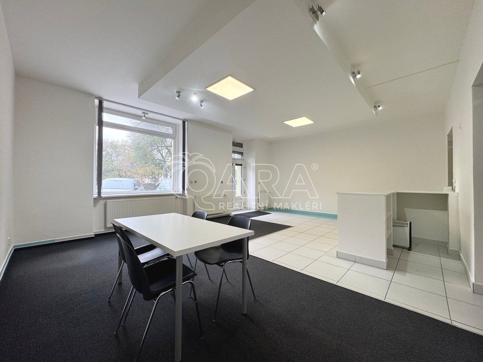 Pronájem obchodní prostory - Zborovská, Praha, 128 m²