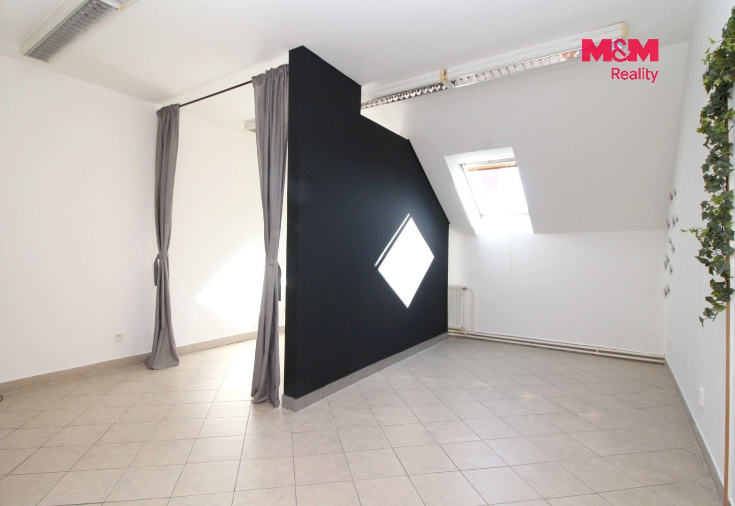 Obchodní prostory, Kozelkova, Chlumec nad Cidlinou, 24 m² - 2