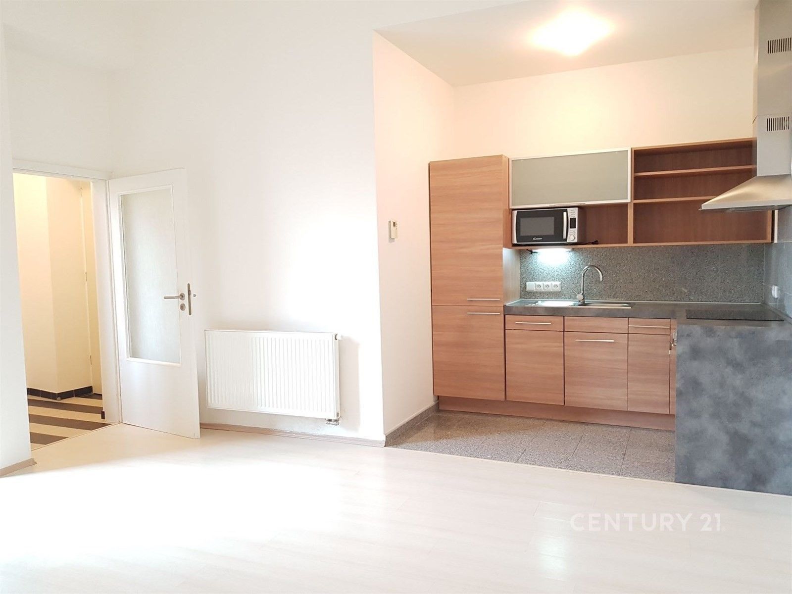 Pronájem byt 2+kk - Nerudova, Plzeň, 51 m²