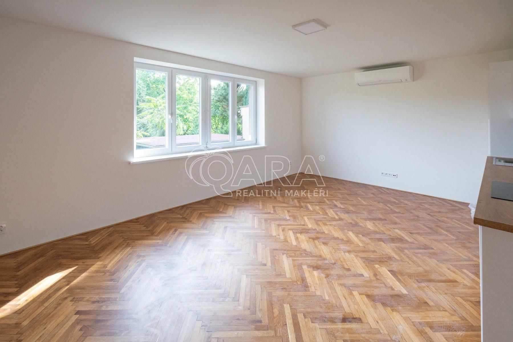 2+kk, Na Balkáně, Praha, 45 m² - 1