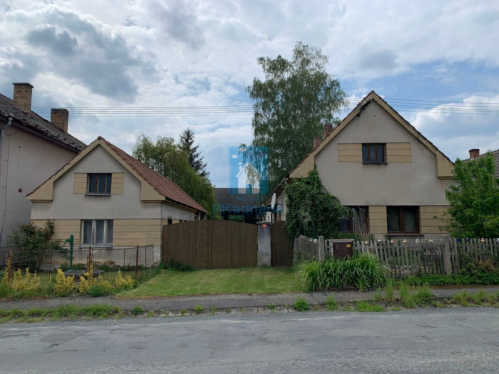 Rodinné domy, Kaceřov, 187 m² - 1