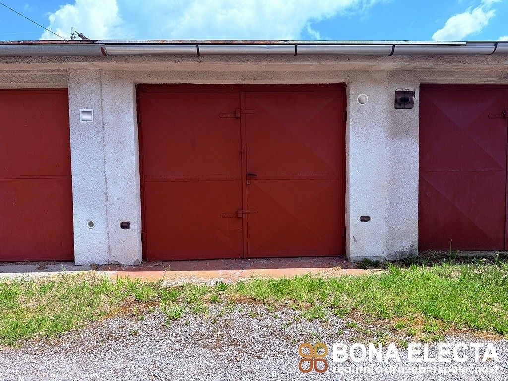 Prodej garáž - Bílovec, okres Nový Jičín, Moravskoslezský kraj, 18,8 m² - 1