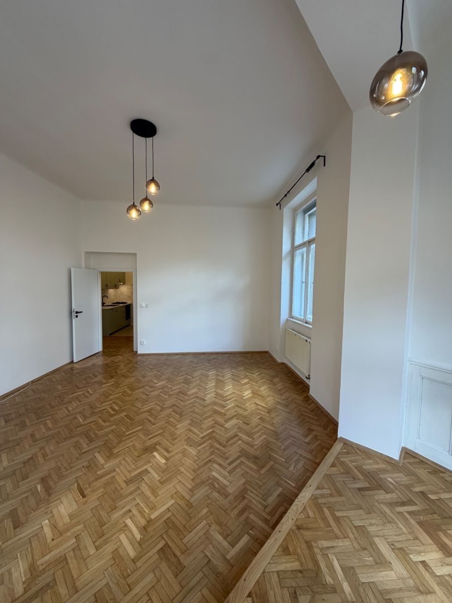 2+1, Lucemburská, Praha - Vinohrady, 72 m² - 2