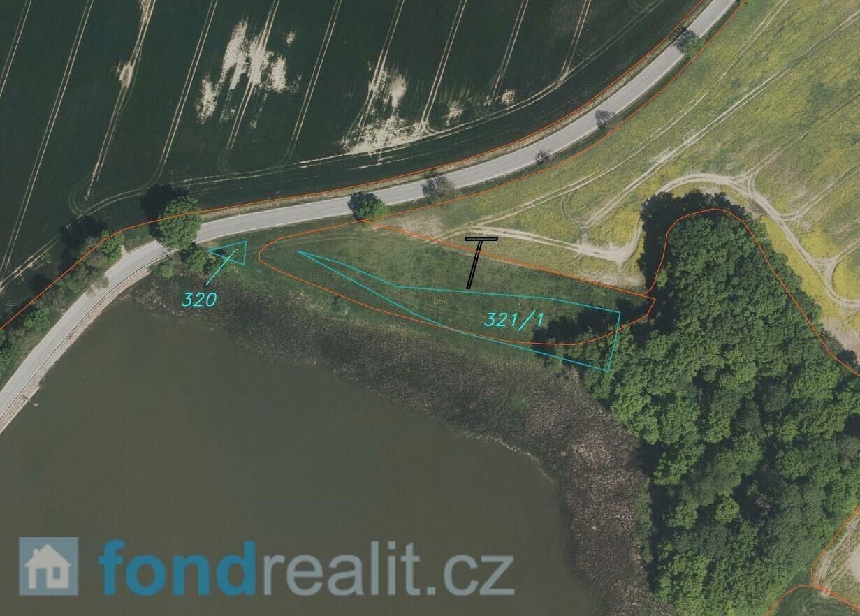 Prodej zemědělský pozemek - Dříteň, 1 m²