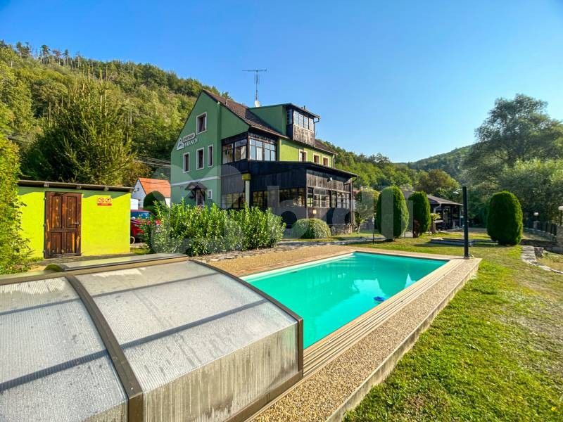 Prodej ubytovací zařízení - Zadní Hamry, Vranov nad Dyjí, 350 m²