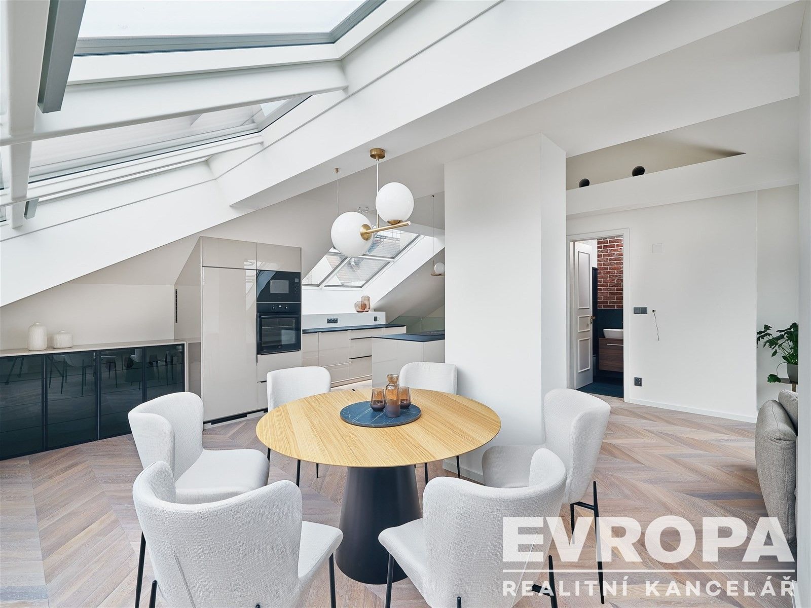 4+kk, Šafaříkova 371, Praha Vinohrady, 120 m² - 2