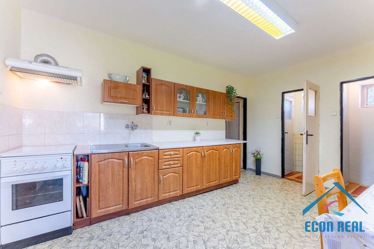 Prodej rodinný dům - Oráčov, okres Rakovník, 91 m² - 5