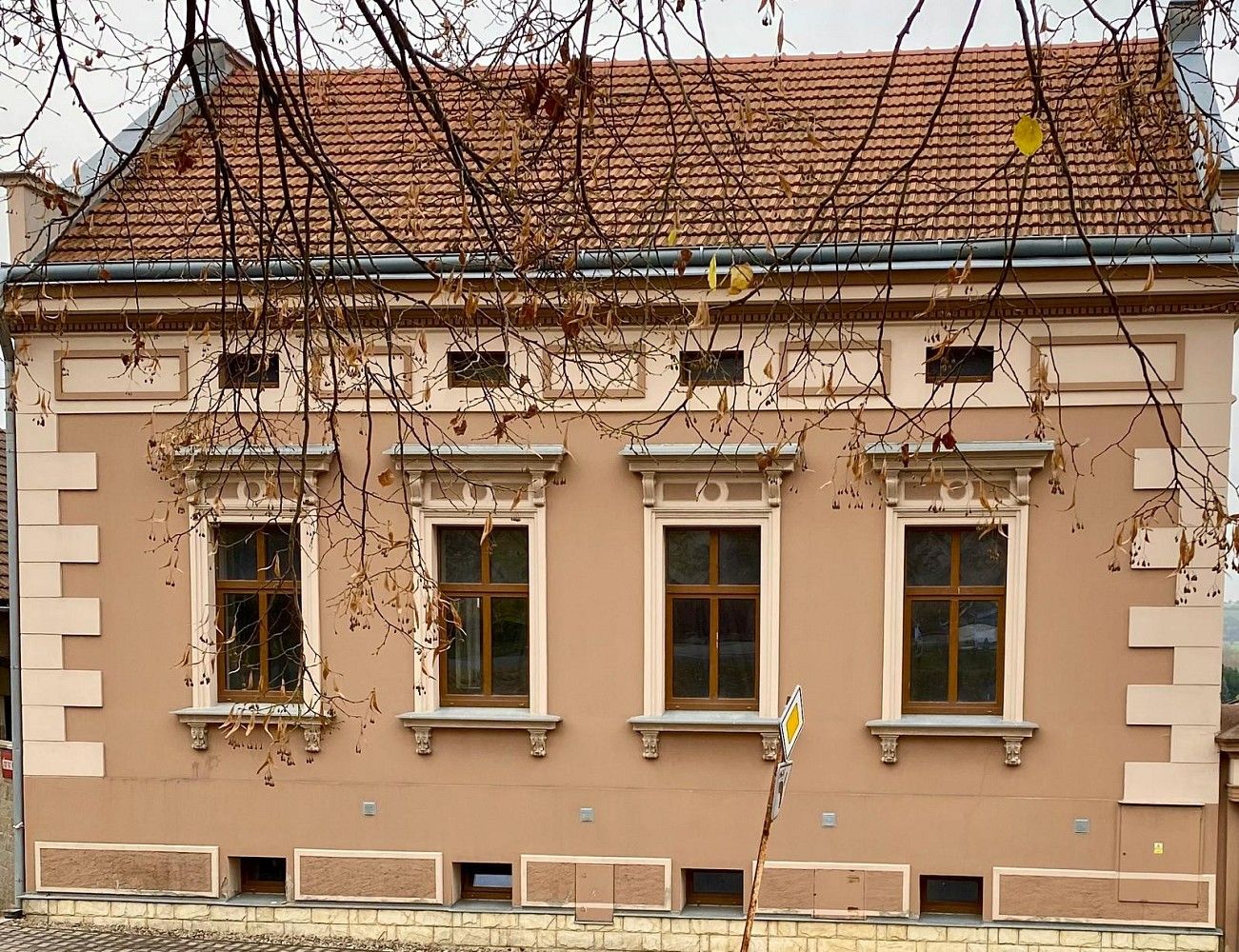 Dům · 605 m² · Všetatská, Čečelice, okres Mělník - 4