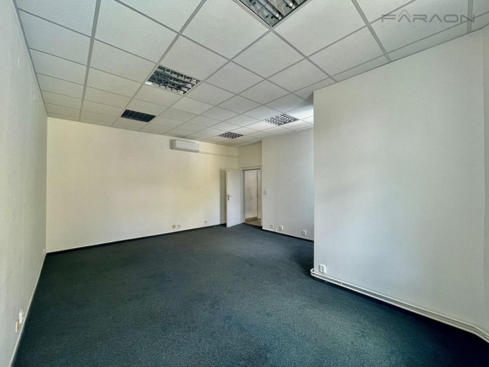 Kanceláře, Kloboučnická, Praha, 31 m² - 1