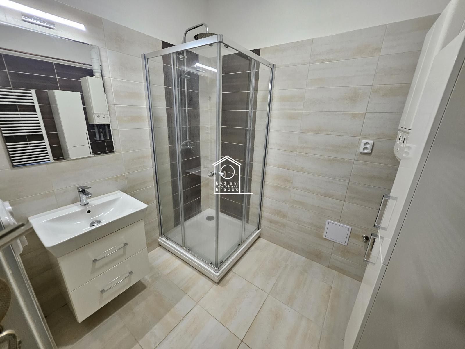 2+kk, Pražská, Liberec, 64 m²