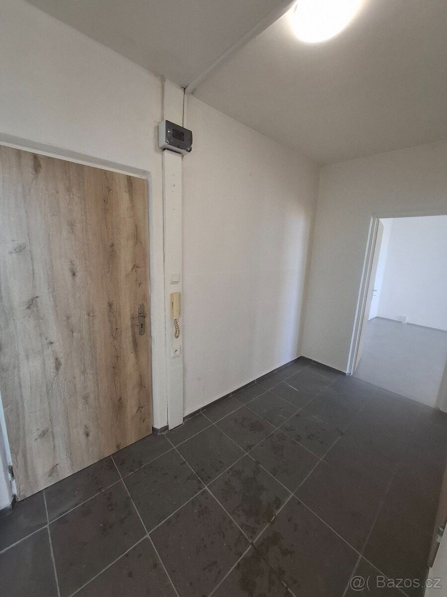 Byty, Chomutov, 430 04