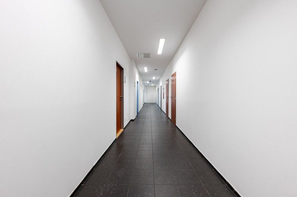 Kancelář · 90 m² · Průmyslová  , Praha - 4