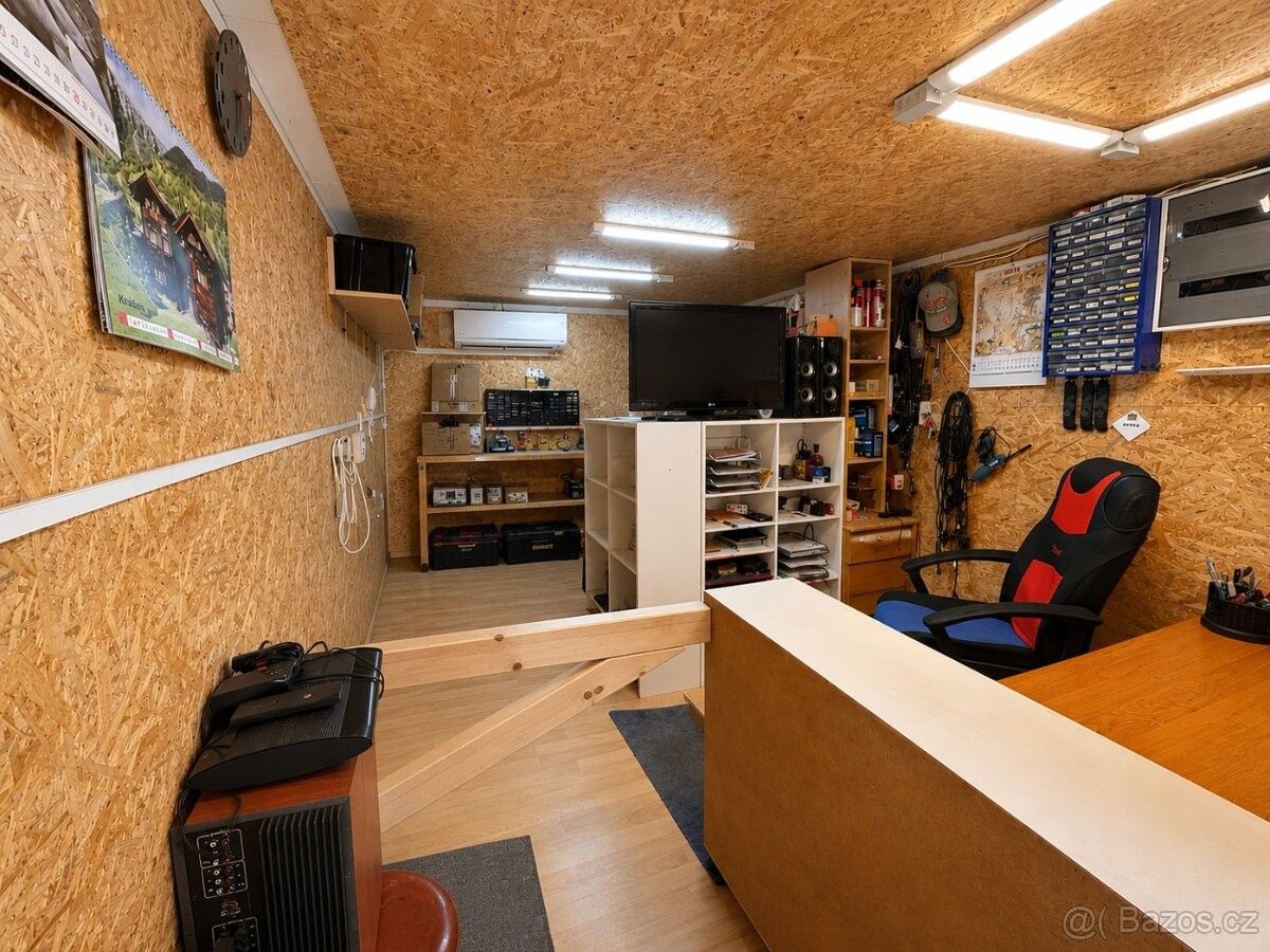 Garáž · Žďár nad Sázavou, 591 01 - 4