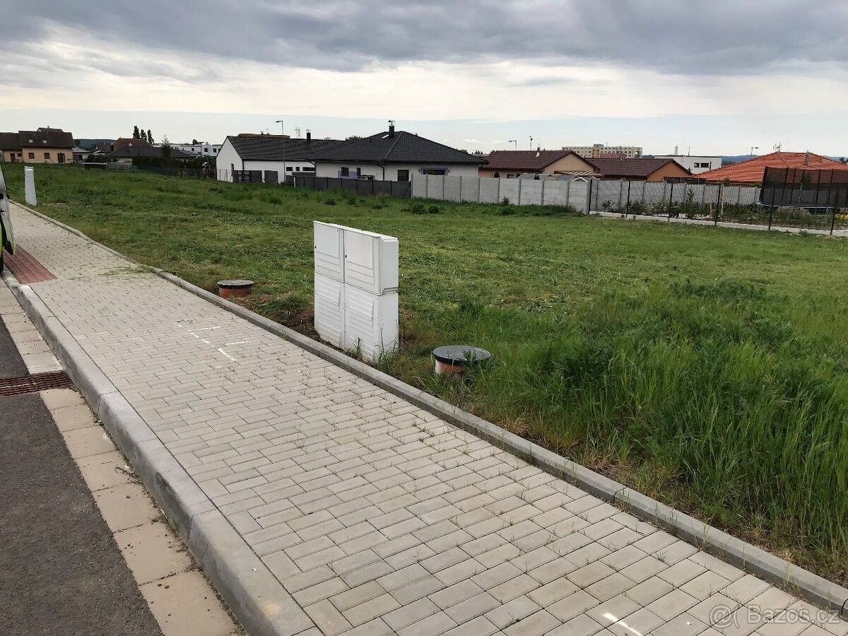 Prodej pozemek pro bydlení - Lukov u Zlína, 763 17