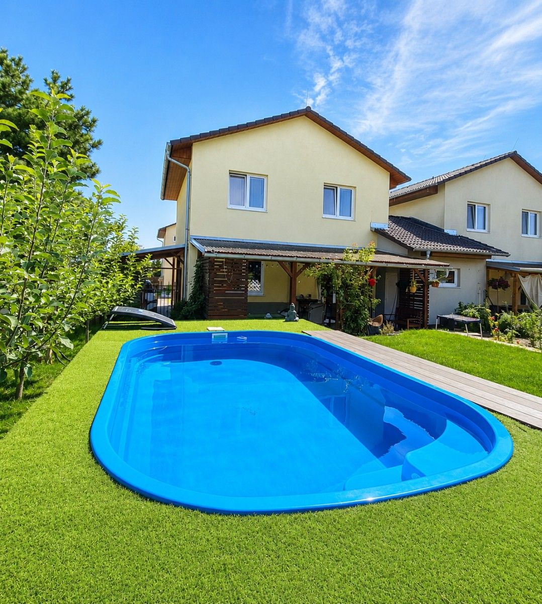Rodinné domy, Družstevní, Nehvizdy - Nehvizdy, Středočeský kraj, 152 m²