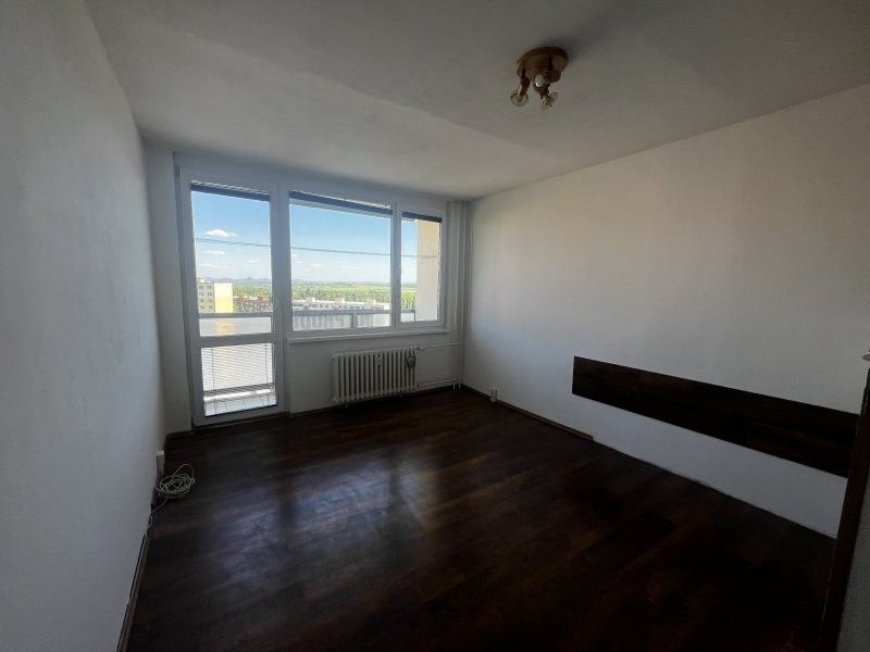2+1, Holešická, Chomutov, 62 m² - 1