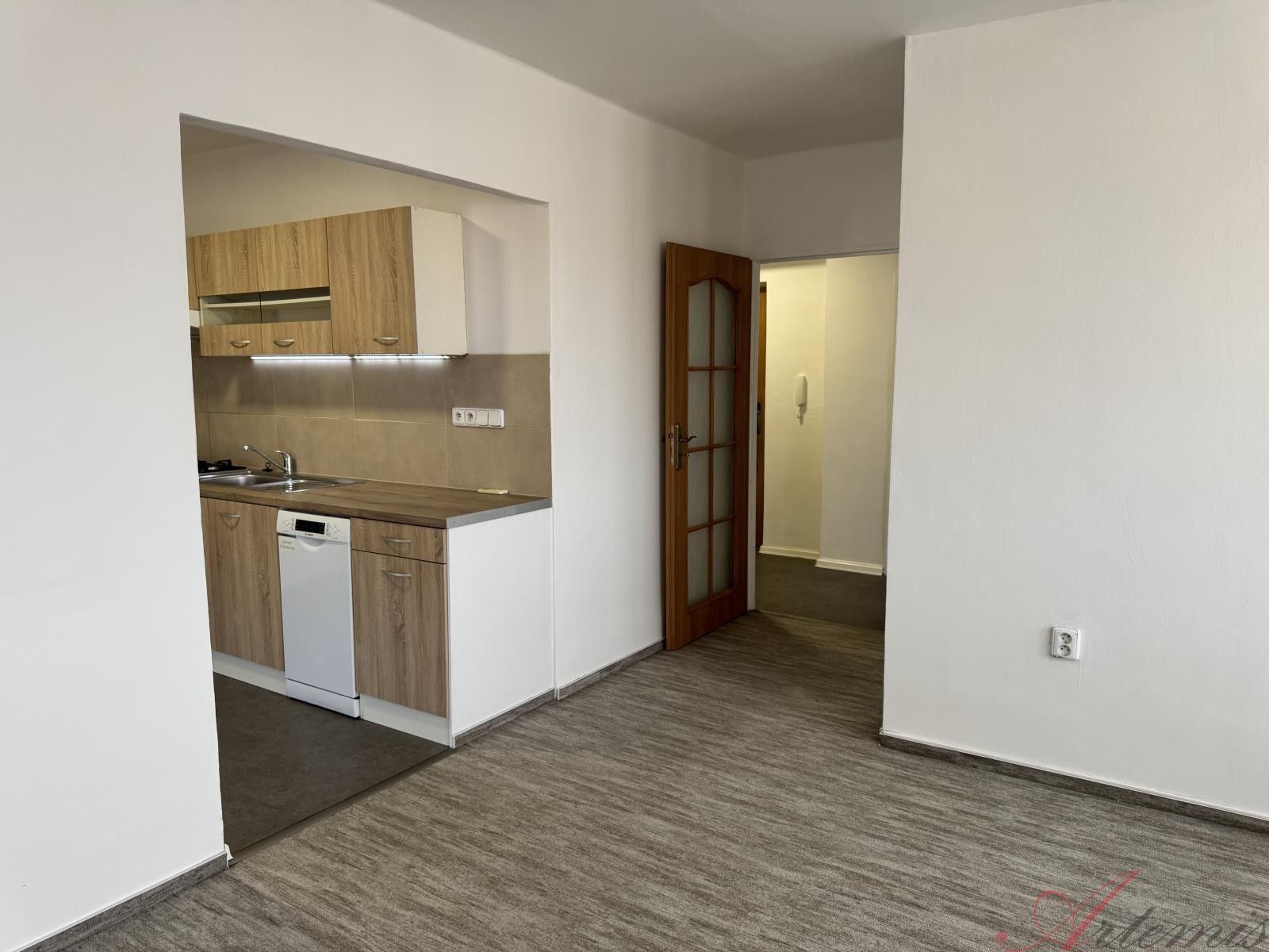 Pronájem byt 3+1 - Resslova, Ostrava, 64 m²