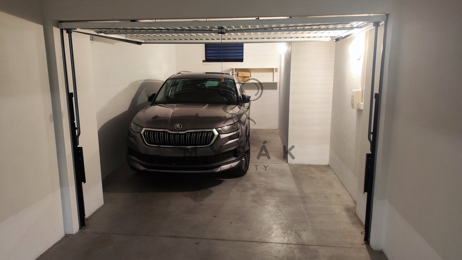 Garáž · 20 m² · U Trojice 2661, České Budějovice 3 - 4