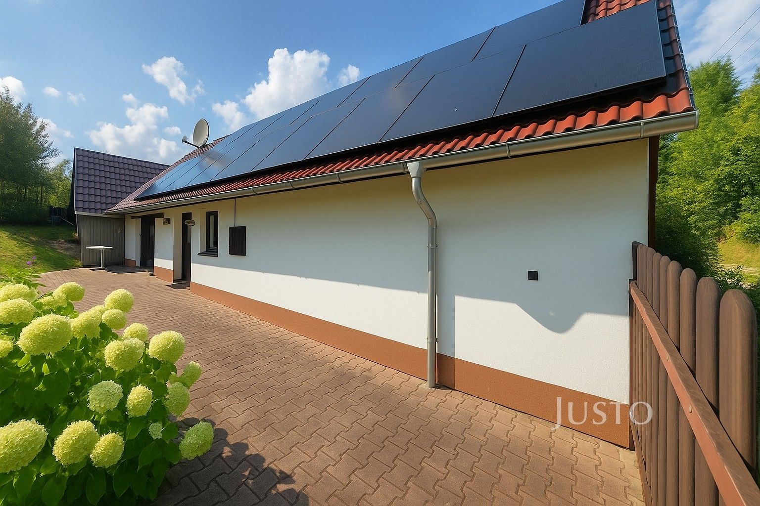 Prodej rodinný dům - Dolní Chrášťany, Lhenice, 61 m²