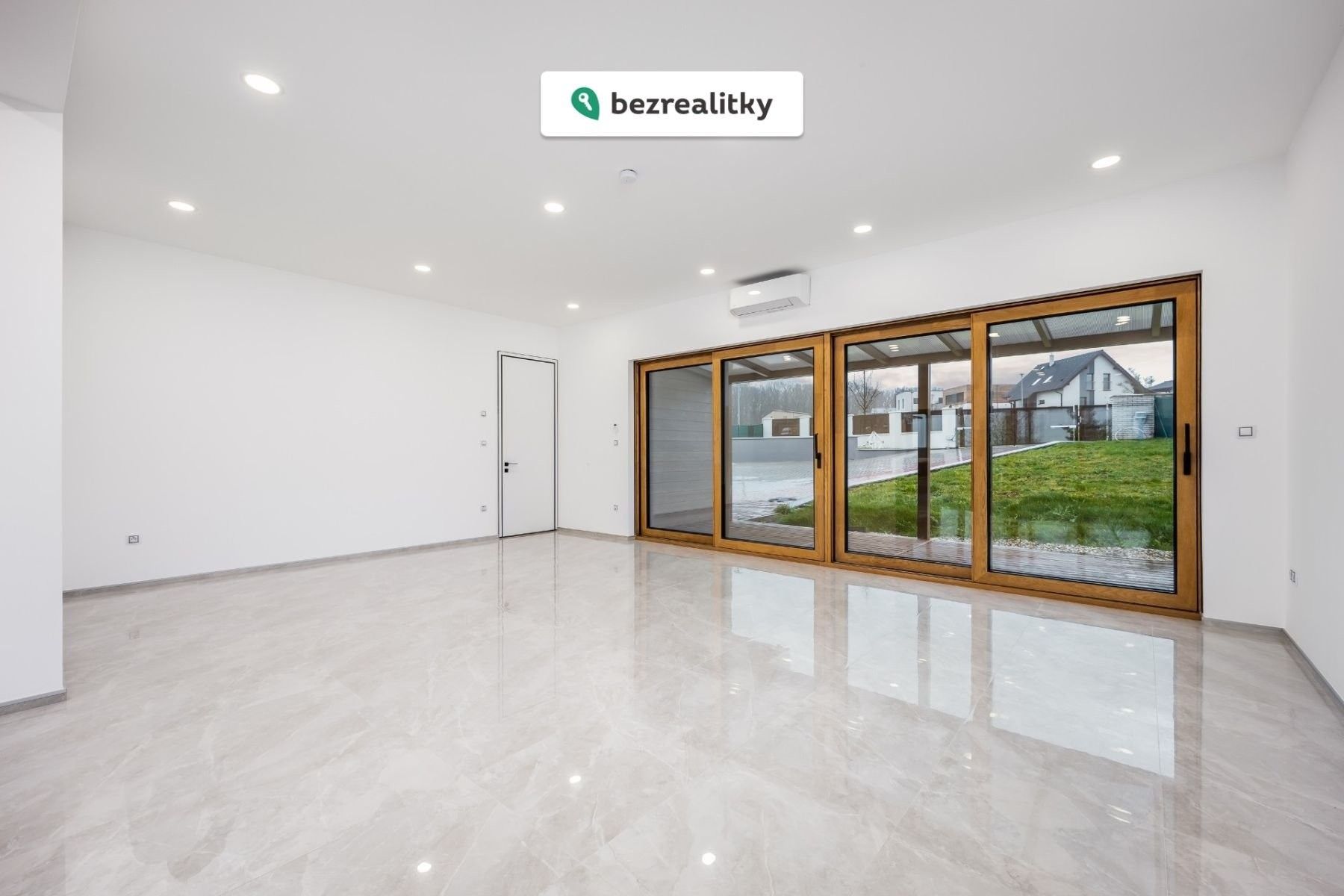 Prodej rodinný dům - U Rybníčka, Vysoký Újezd, 320 m²