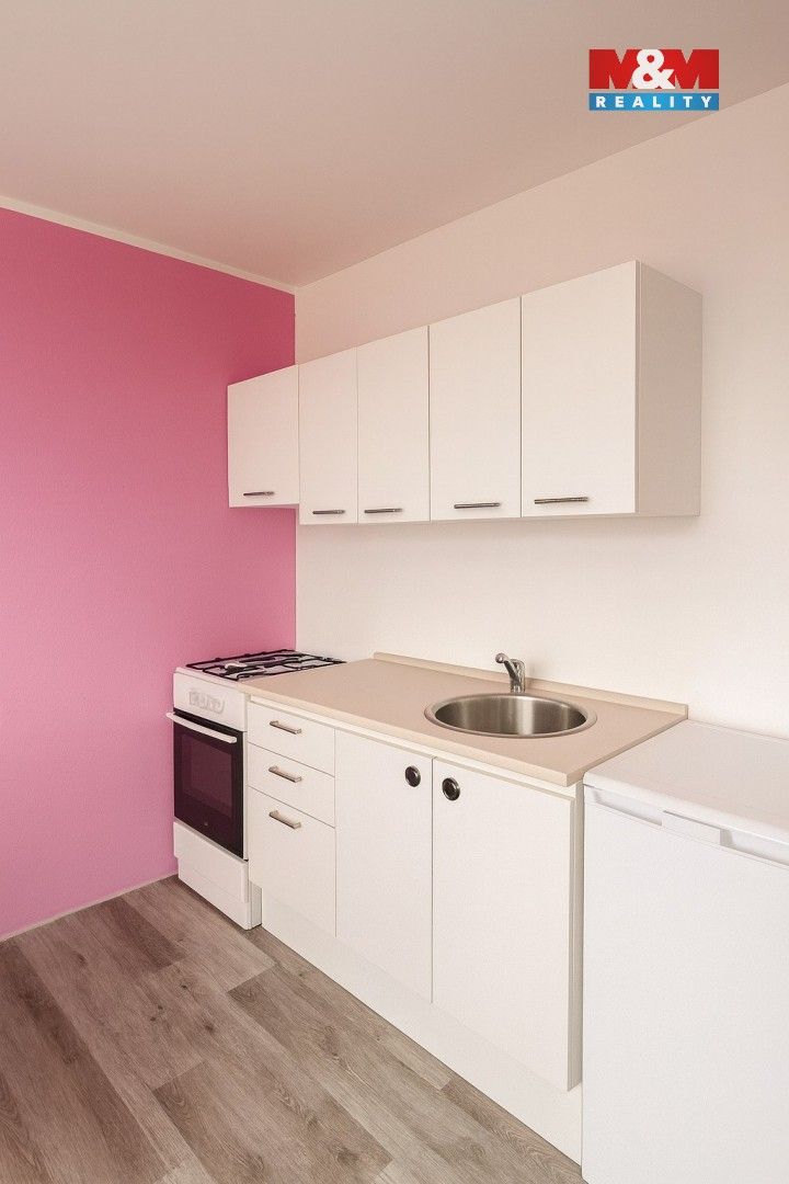 Prodej byt 1+1 - Na Výšině, Ústí nad Labem, 36 m²