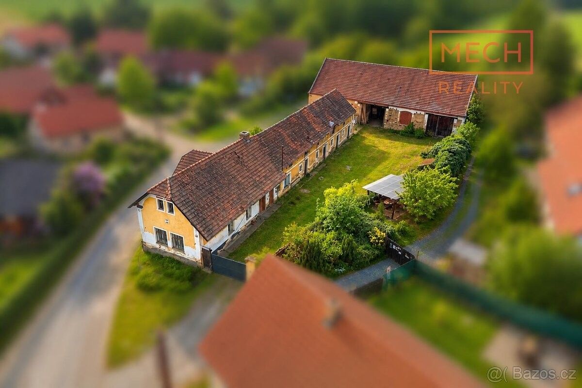 Rodinné domy, Kostelec nad Černými Lesy, 281 63 - 2