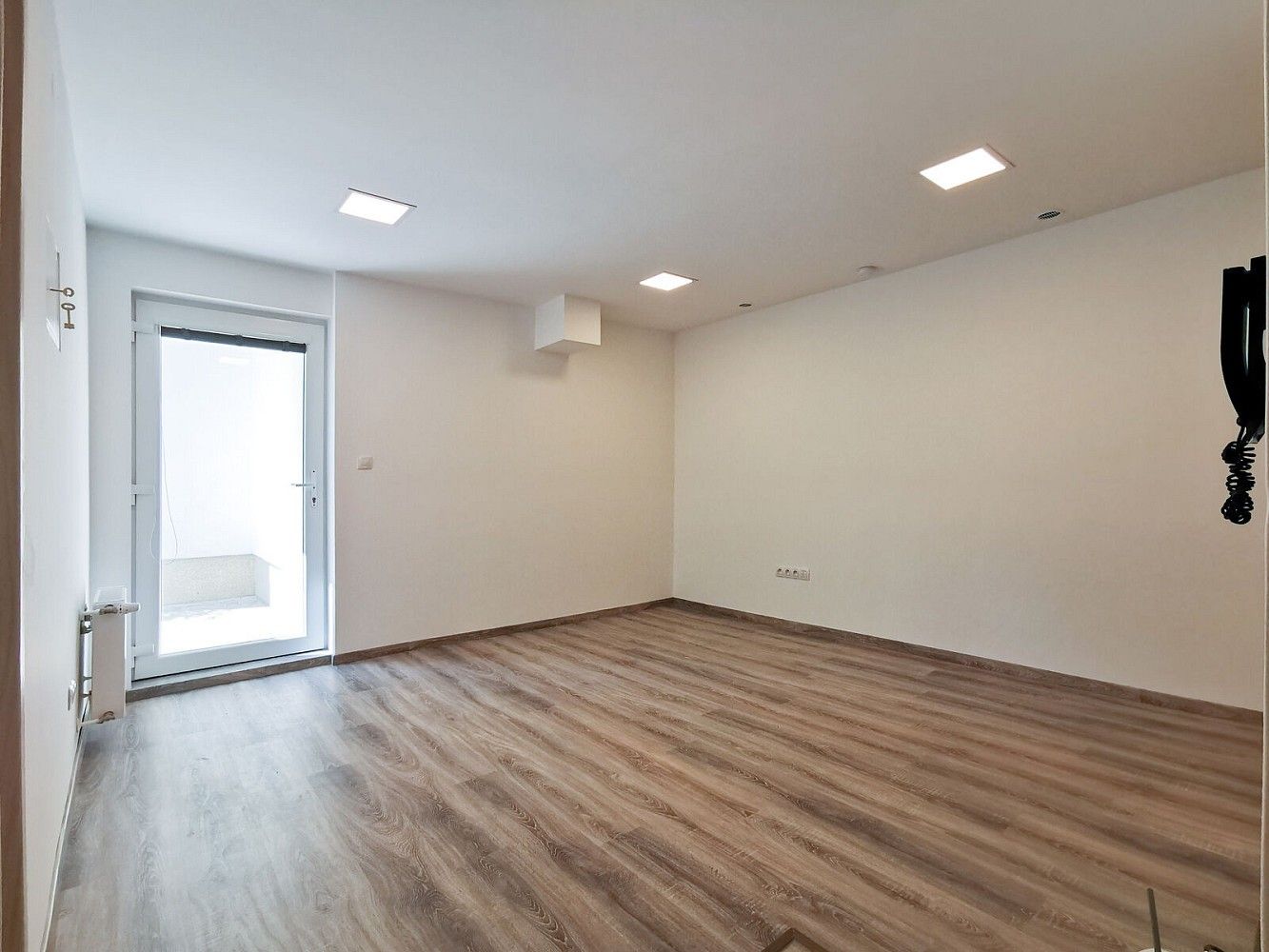 Pronájem kancelář - Praha - Stodůlky, okres Praha 13, Hlavní město Praha, 29 m² - 2