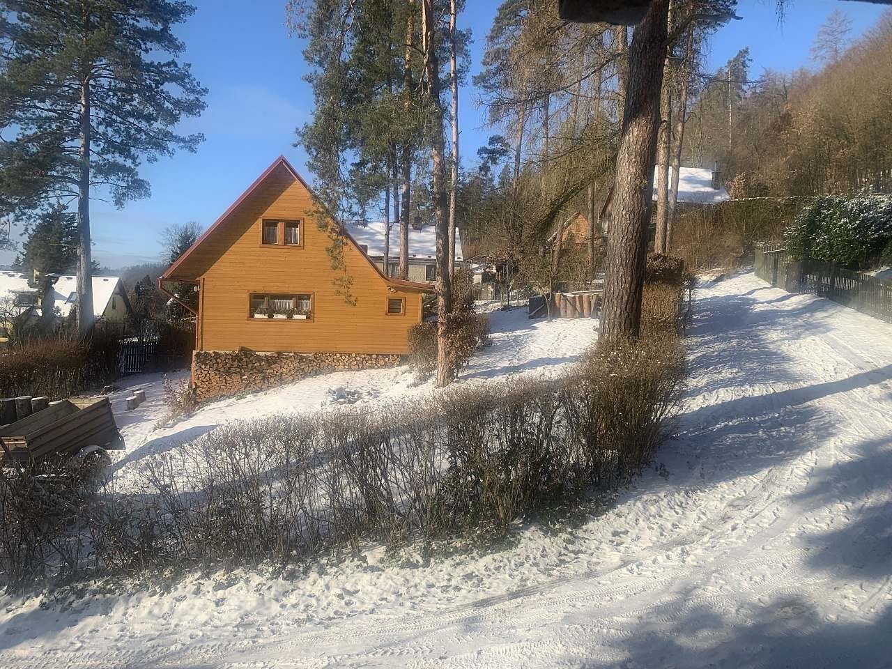 Chata · Stříbrná Skalice - Hradové Střimelice, Středočeský kraj - 2