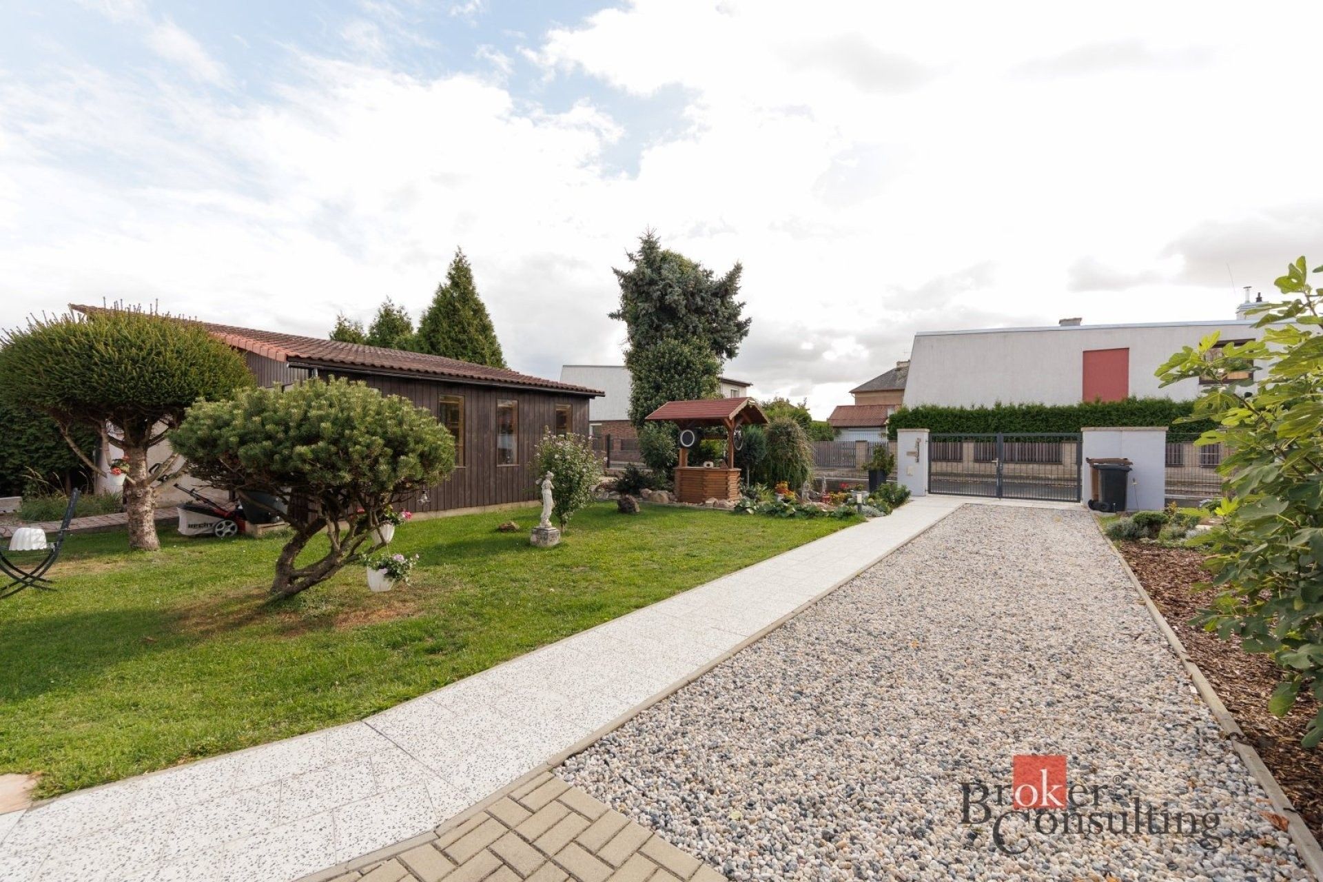 Rodinné domy, Jiřího Wolkera, Žatec, 286 m² - 2