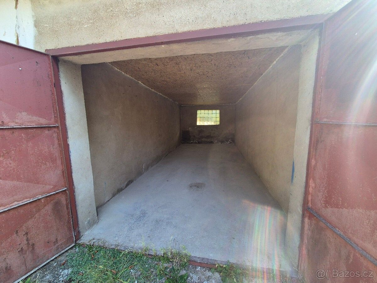 Garáže, Mnichovo Hradiště, 295 01 - 2