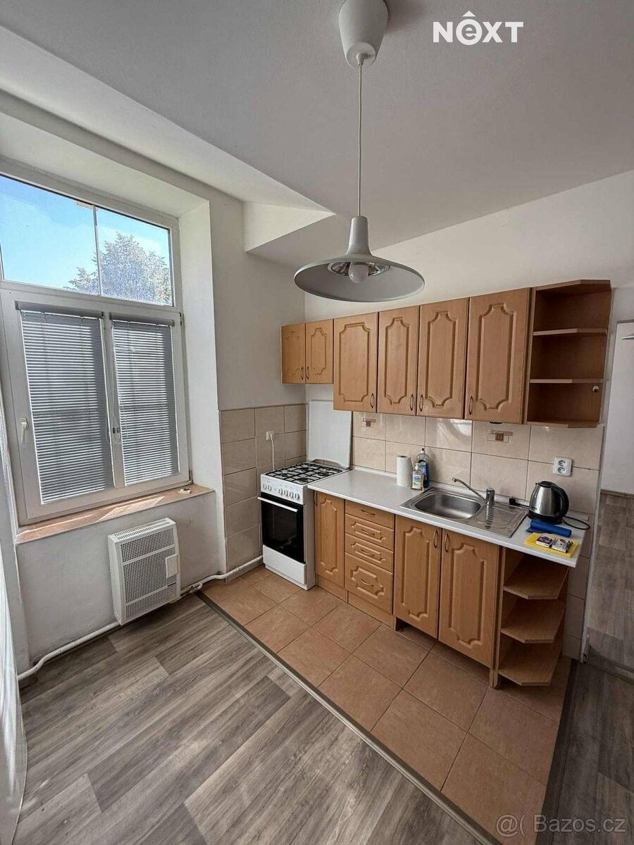 Prodej byt - Zastávka u Brna, 664 84