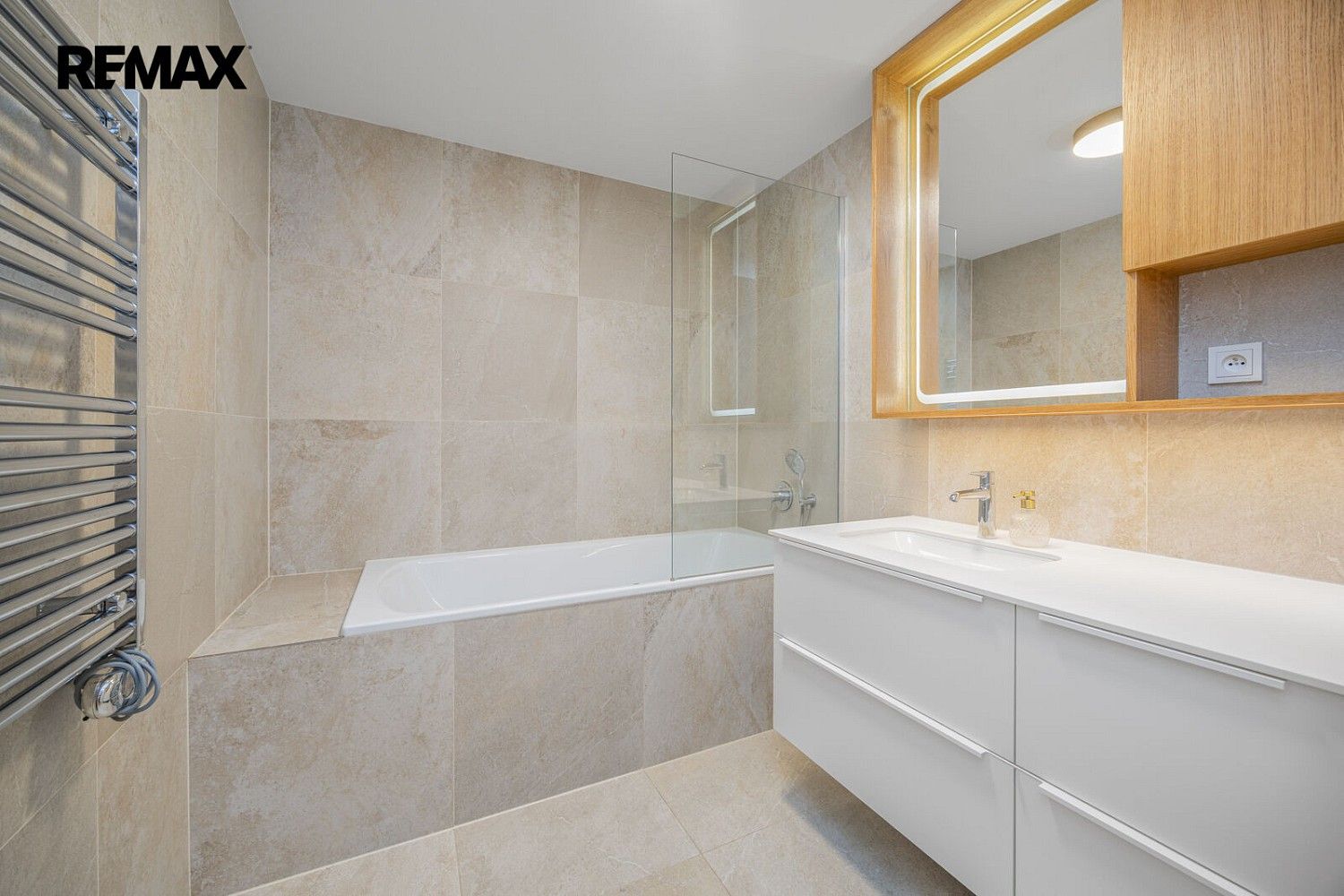 Byt 3+kk · 91 m² · Praha - Braník, okres Praha 4, Hlavní město Praha - 3